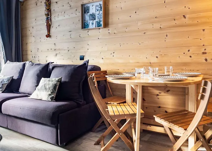 : 4 Pers Renove Avec Balcon, Local A Ski, Au Pied Des Pistes - Fr-1-637-70 Val Thorens